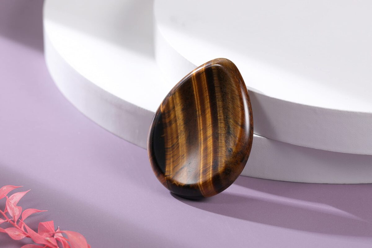 Healing Crystal Tiger's Eye Crystal Worry Stone - Image 2